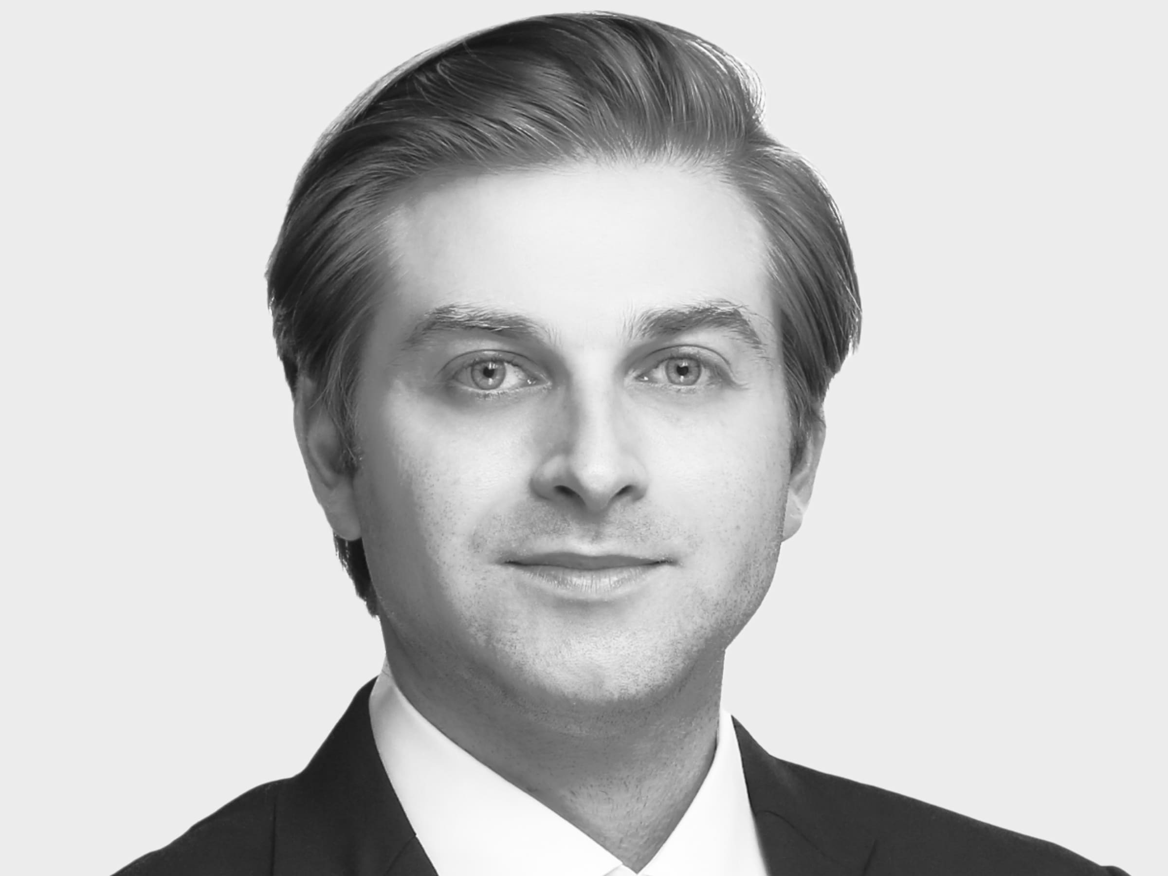 Portrait of Eric Grossman